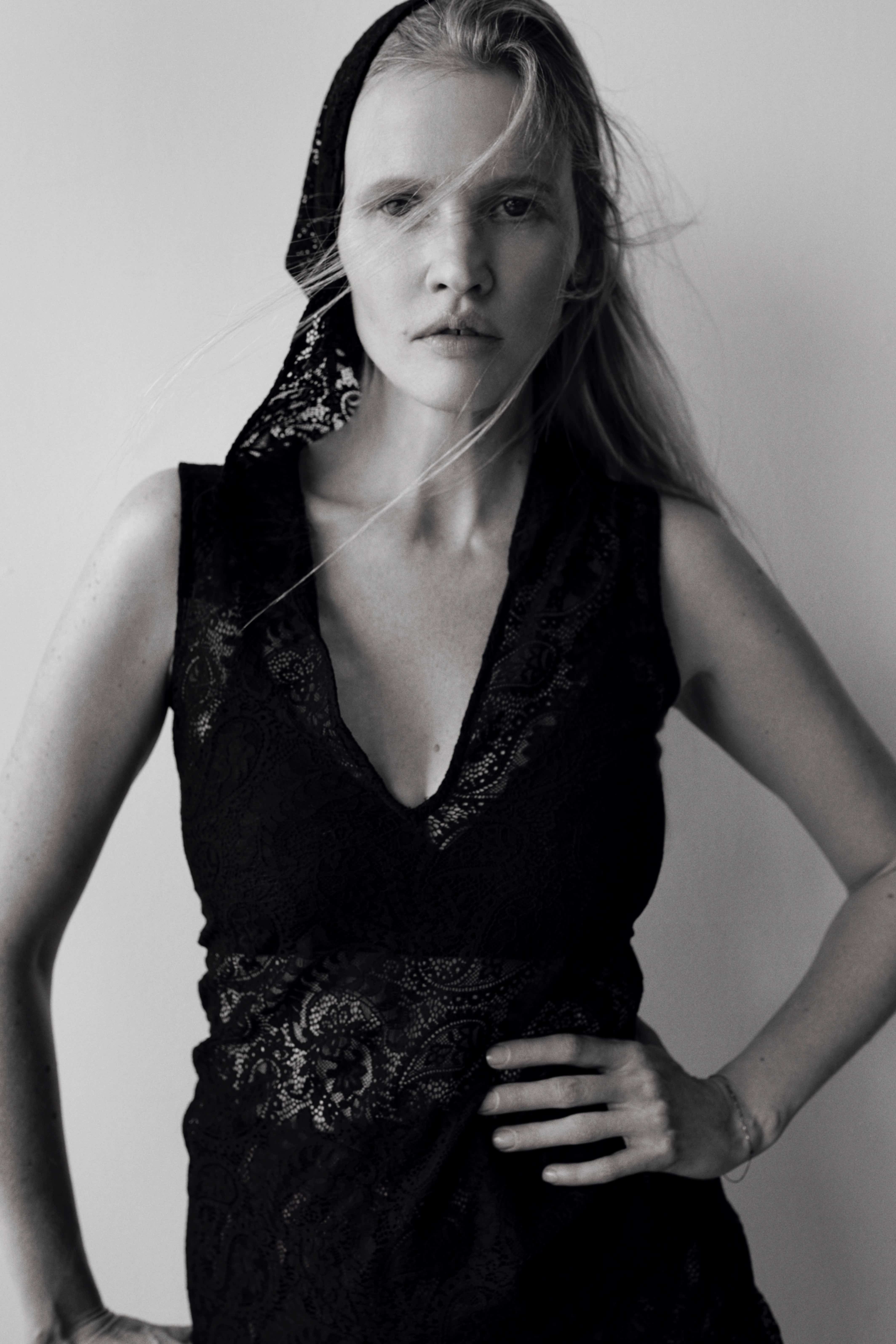 Stepping Stone: Lara Stone