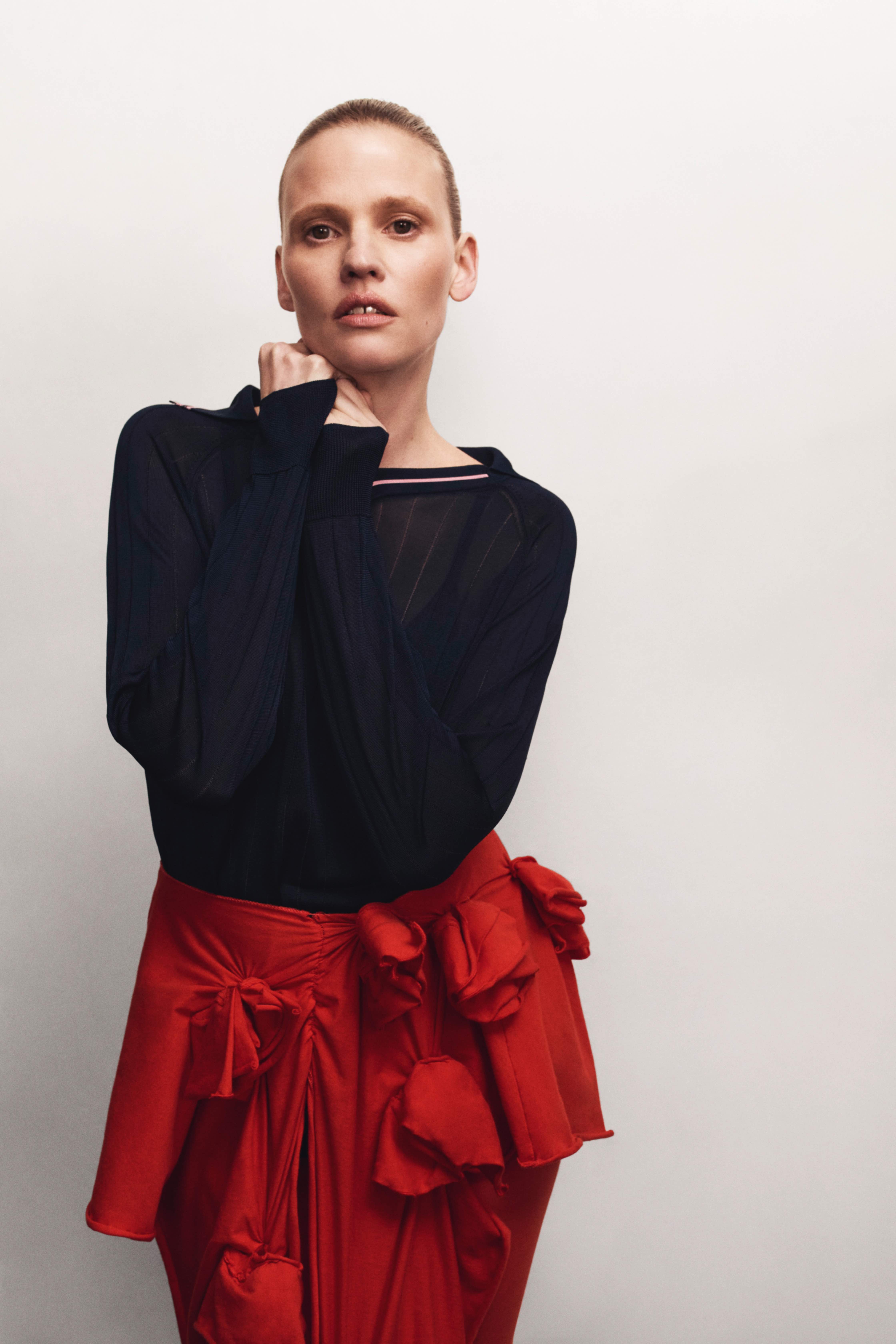 Stepping Stone: Lara Stone