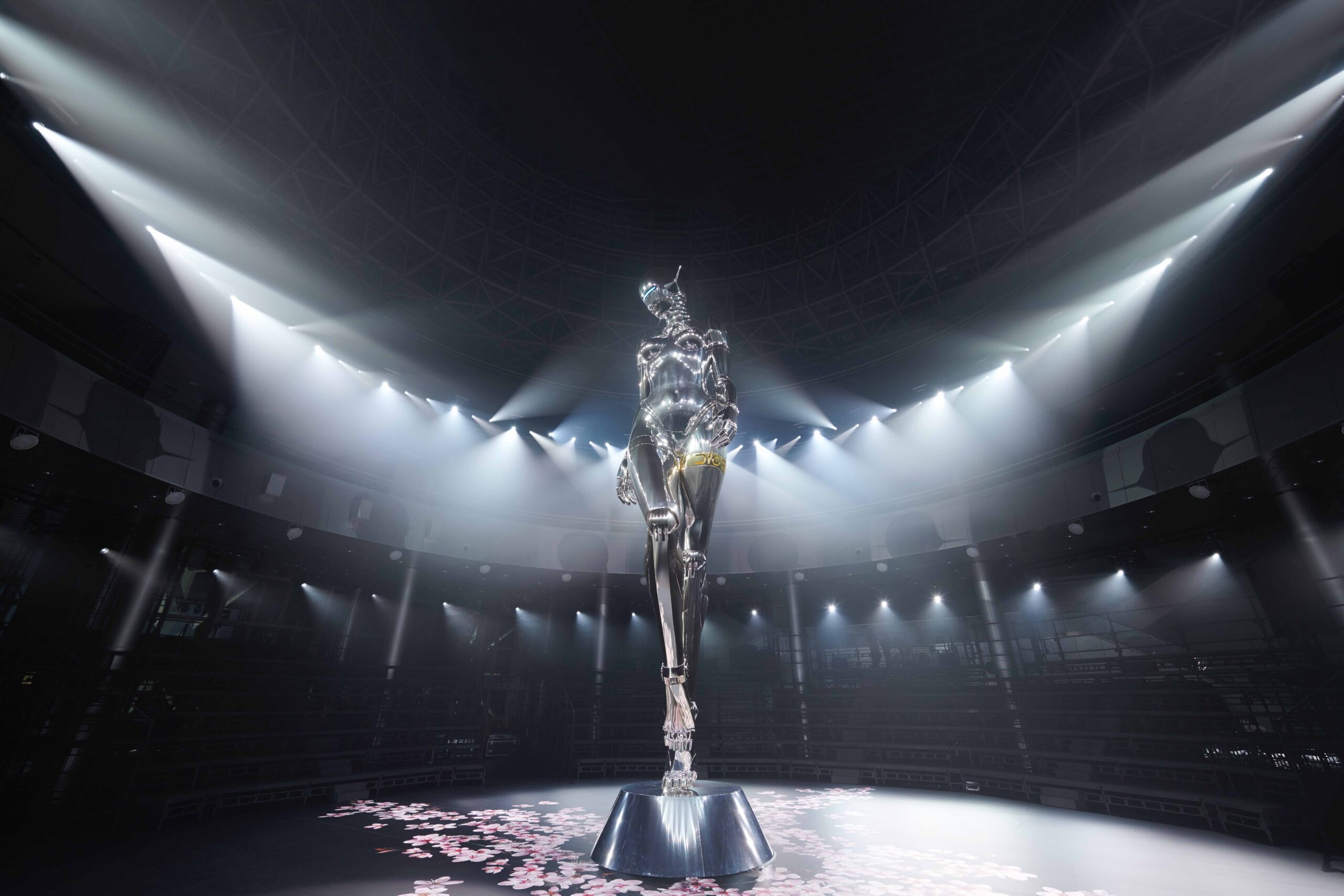 Hajime Sorayama: In Pursuit of Light
